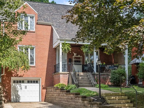 295 Fieldbrook Dr, Pittsburgh, PA 15228