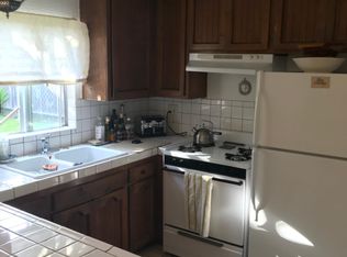 408 S Evergreen Dr, Ventura, CA 93003