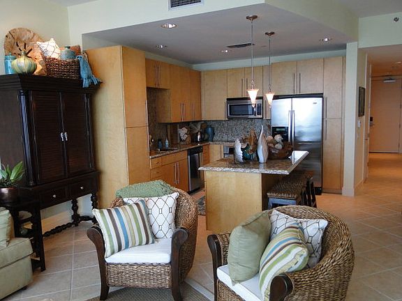 5th image of 310A Padre Blvd