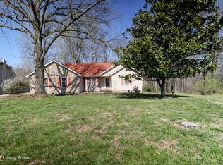250 Wicker Ln, Brooks, KY 40109