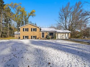 40080 Willis Rd, Belleville, MI 48111