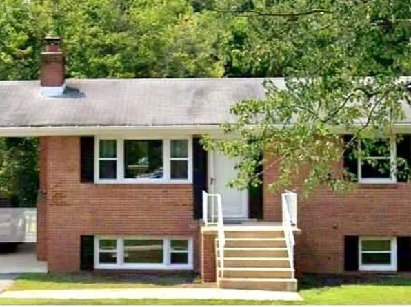 15217 Livingston Rd, Accokeek, MD 20607