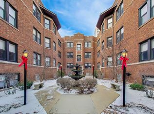528 W Cornelia Ave APT 2N, Chicago, IL 60657