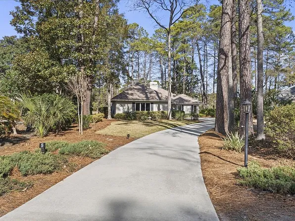 5 Toppin Ct, Hilton Head Island, SC 29926