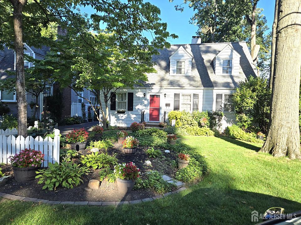 1st image of 30 McCoy Ave