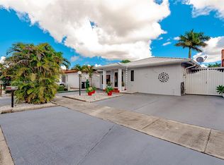 5713 SW 150th Ave, Miami, FL 33193