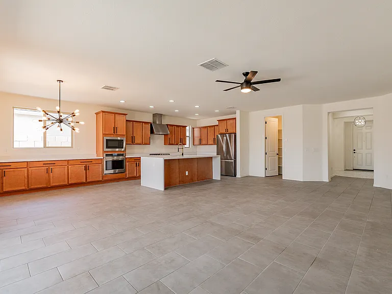 8014 W Orange Dr — Photo 10