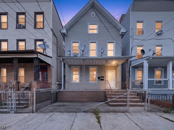 231 Clark Pl Floor 1, Elizabethport, NJ 07206