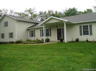 1635 Old Highway 67, Jacksonville, IL 62650