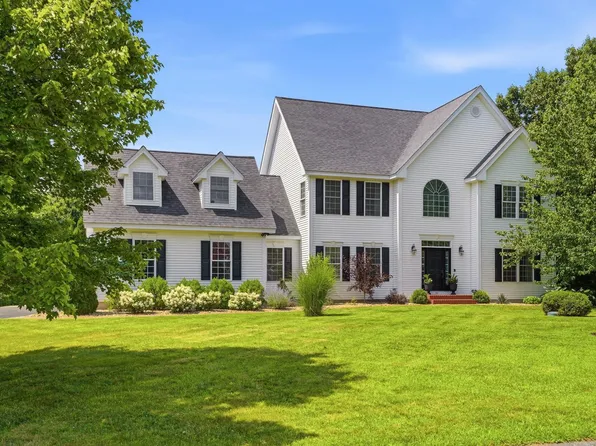 50 Overton Road, Windham, NH 03087