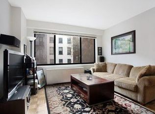 201 W 21st St APT 2J, New York, NY 10011