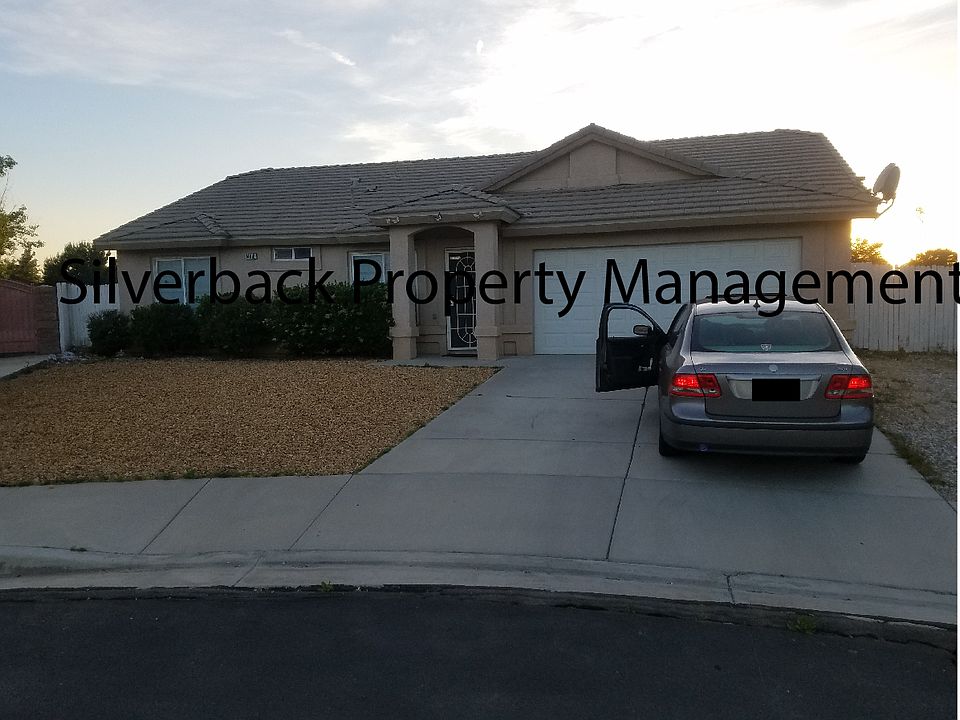 2nd image of 14918 Flagstaff Way