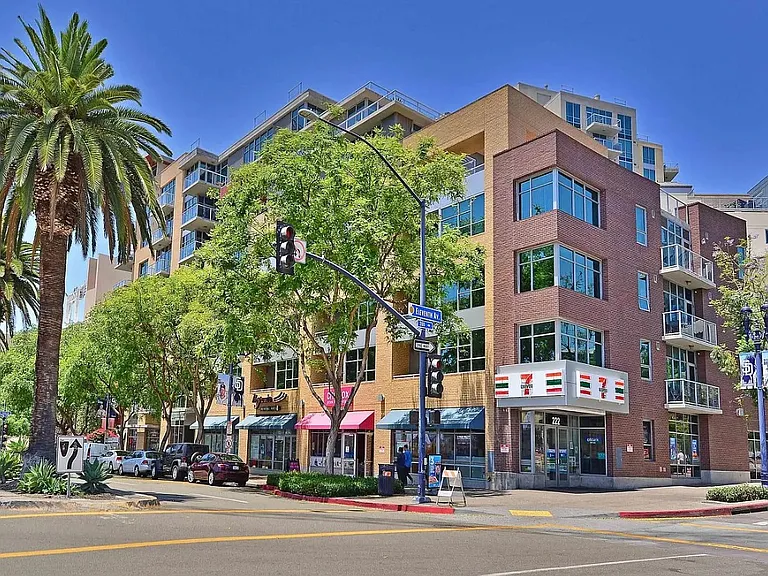 206 Park Blvd #205 — Photo 37