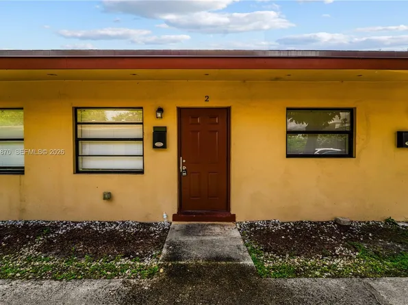 2731 NW 1st St #2, Pompano Beach, FL 33069