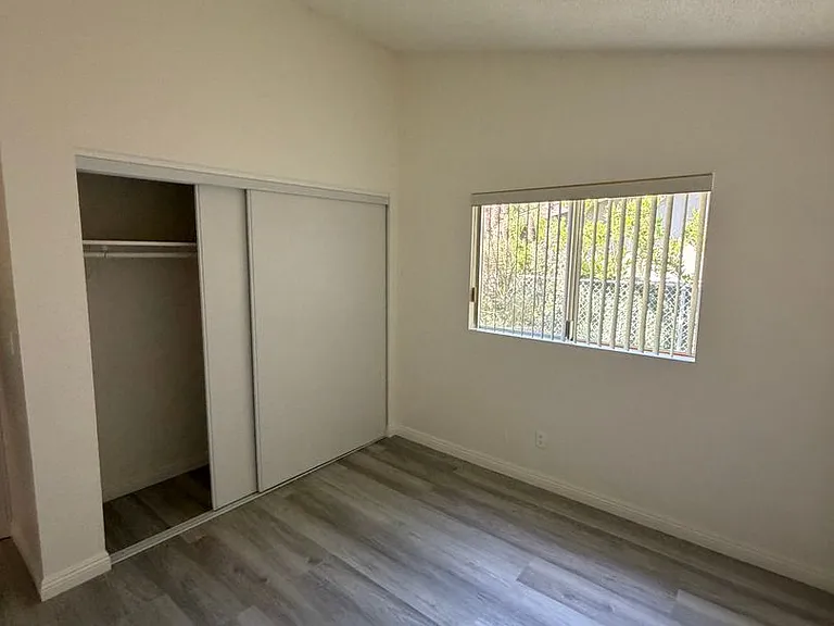 7254 Pomelo Dr — Photo 15