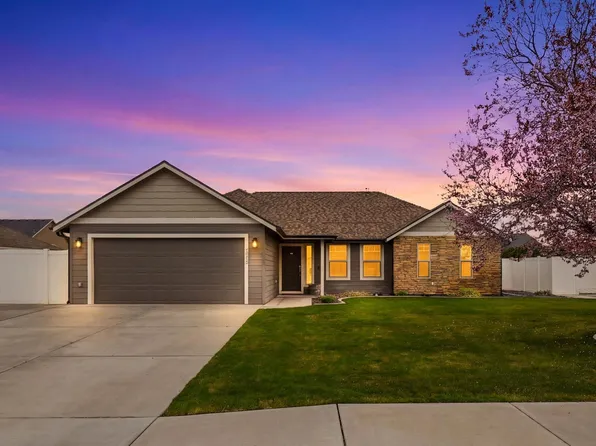 5012 Pamplona Dr, Pasco, WA 99301