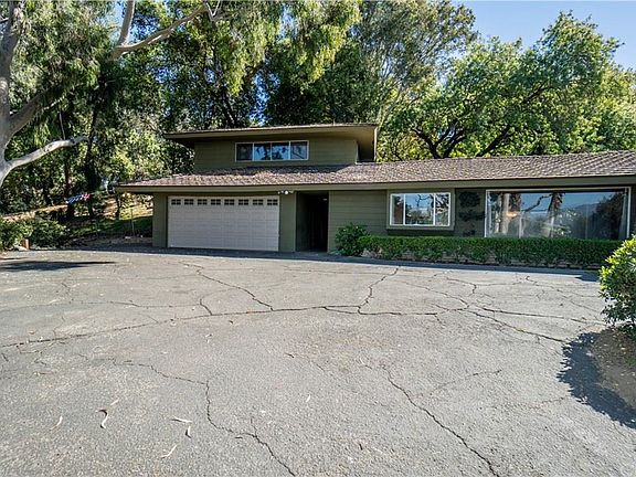 4th image of 244 S Monte Verde St