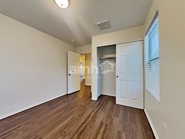 902 E Autumn Harvest Pl — Photo 21