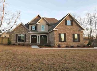 102 S Carmenville Dr, Bonaire, GA