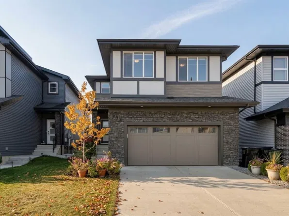724 Kinglet Blvd NW, Edmonton, AB T5S 0N9