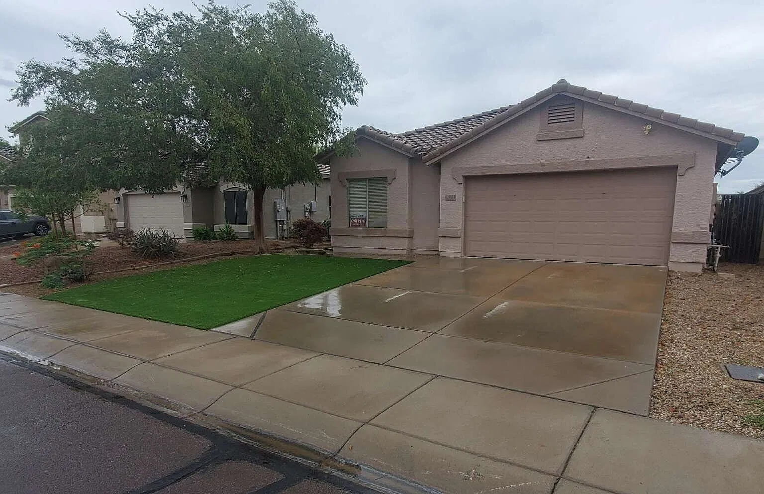 9323 W Harmony Ln — Photo 2