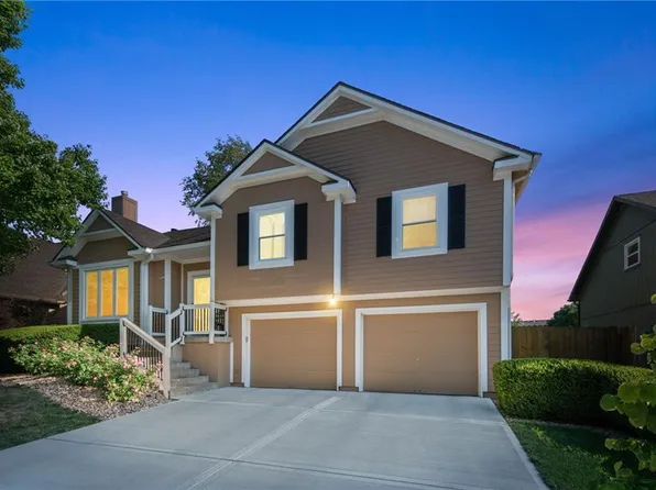 17443 W 158th St, Olathe, KS 66062