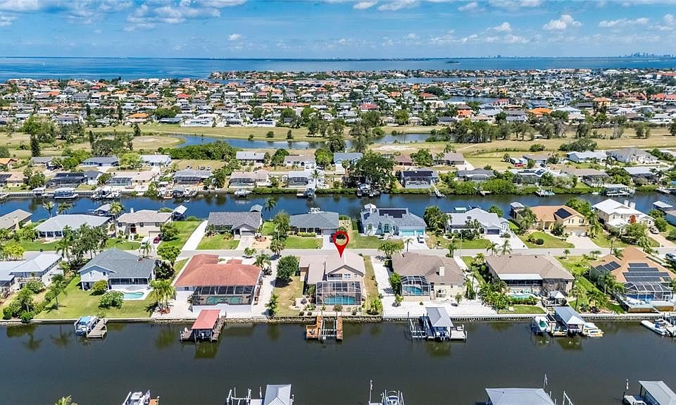 1st image of 830 Golf Island Dr