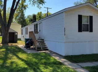 5075 Pebble Ln, Loves Park, IL