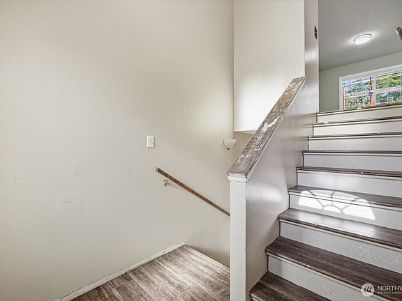 4th image of 1330 Semillon Place