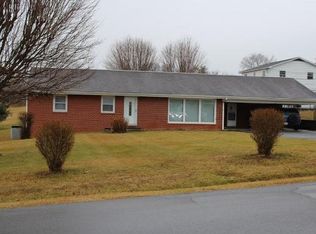 175 Hopson Rd, Johnson City, TN 37601