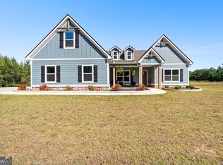 296 Beavers Rd, Grantville, GA 30220