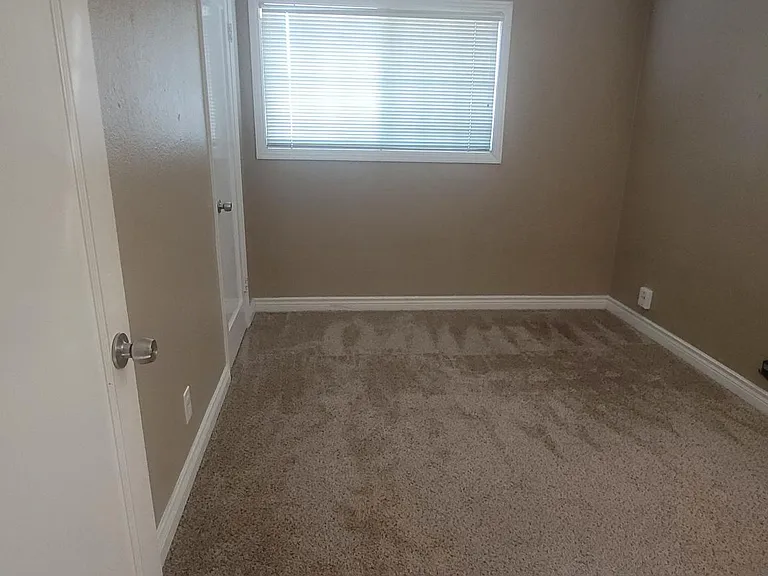 1429 Woodland Dr — Photo 7
