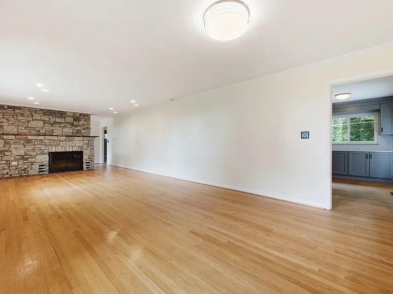 205 S Palisades Dr — Photo 8