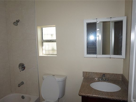 5th image of 126 1/2 E 99th St