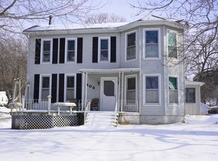 402 N High St, Port Byron, IL