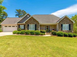 1211 Parham Town Rd, Bowman, GA 30624