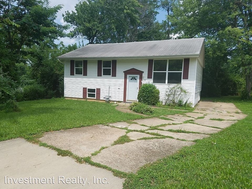 2nd image of 11 Elmwood Dr