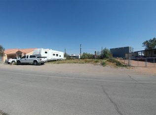 2042 Catalina Dr, Bullhead City, AZ 86442