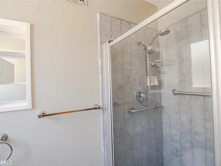 22522 Festividad Dr — Photo 32