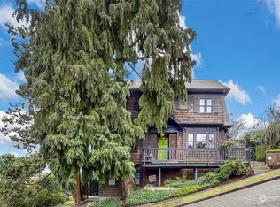 2002 12th Ave E, Seattle, WA 98102