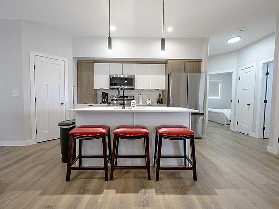 5th image of 10341 N 128th Ave