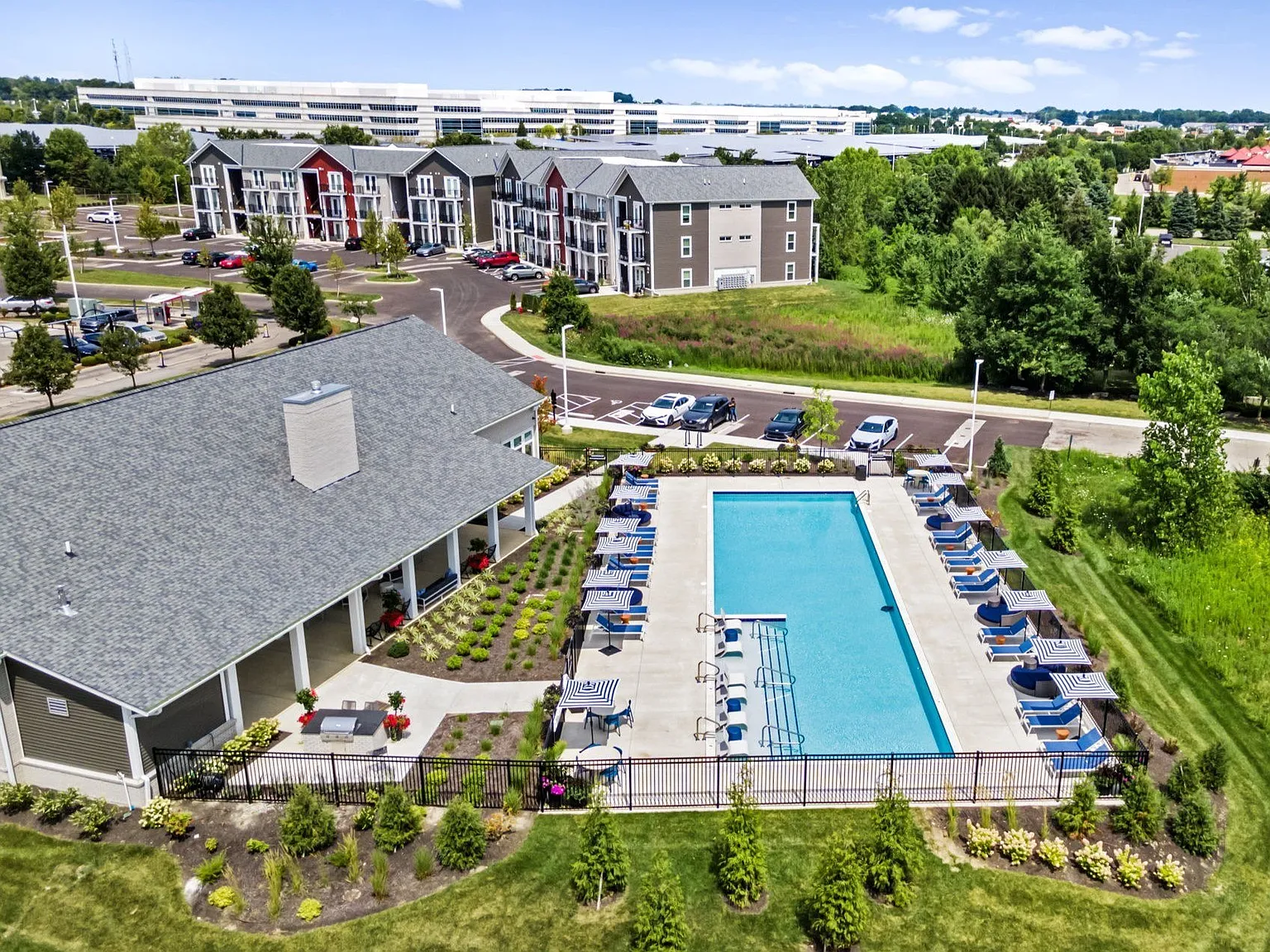 The Zelle at Polaris — Photo 1