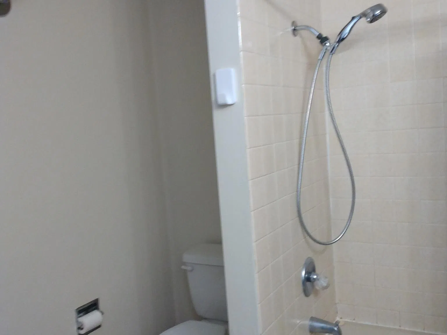 2717 Sun Vista Cir — Photo 2
