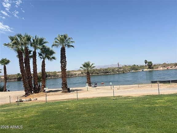 3rd image of 50238 Ehrenberg Rd #61