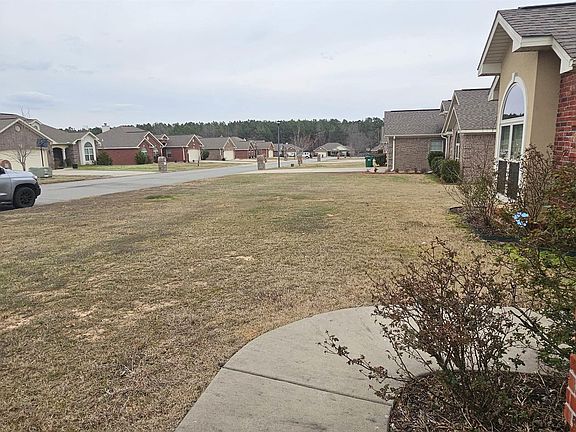 5th image of 808 Sunnyside Ln