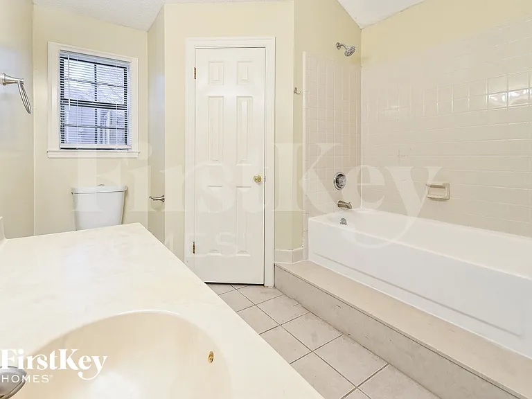 4415 Sunnyslope Dr — Photo 9