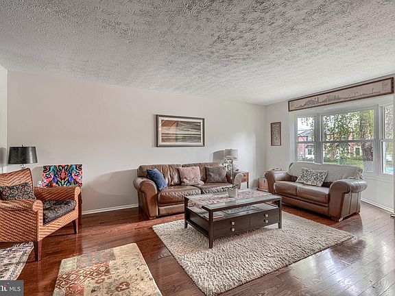 5th image of 51 Stone Park Pl