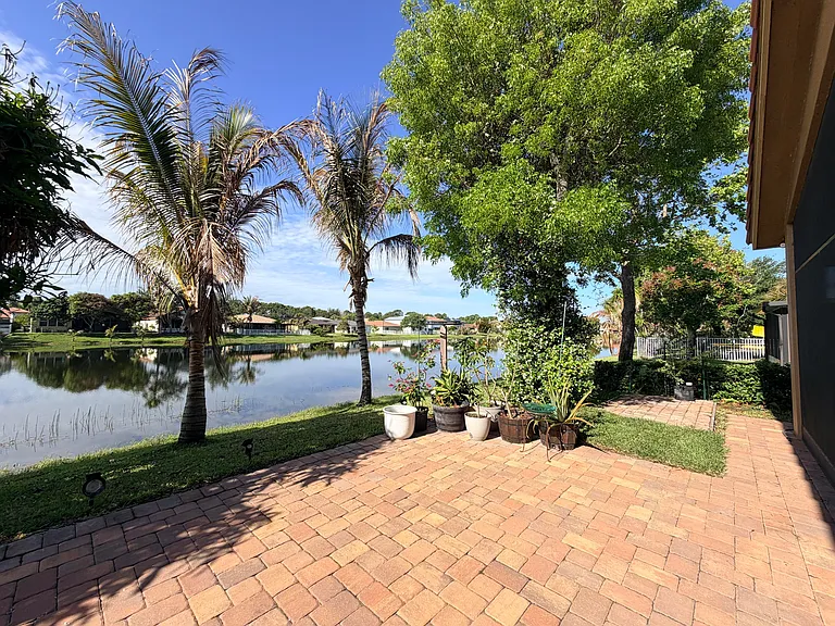 2165 SW Newport Isles Blvd — Photo 17