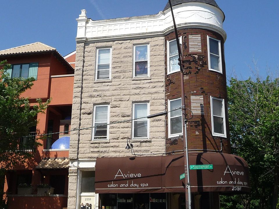 1st image of 1403 W Wrightwood Ave APT 2