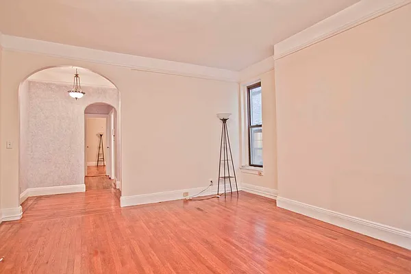 Rented by ROOM Real Estate | media 5